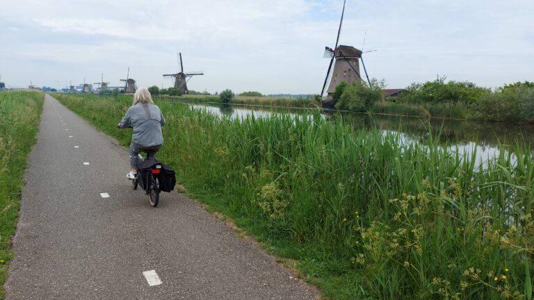ManVanNoPlan Visits Haarlem, Kinderdijk, Gouda then home…